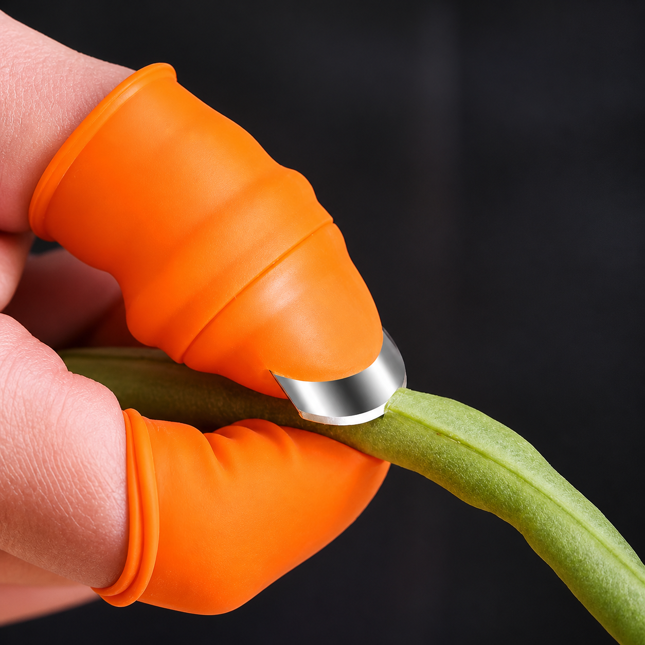 Thumb Kitchen Knife (a)