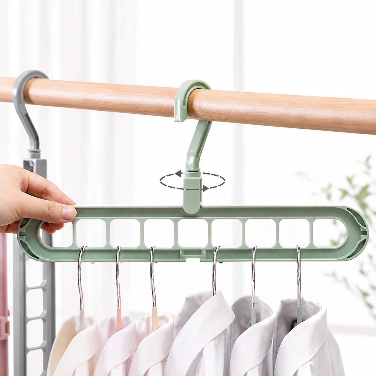 Vertical Clothes Hanger Organiser (b)